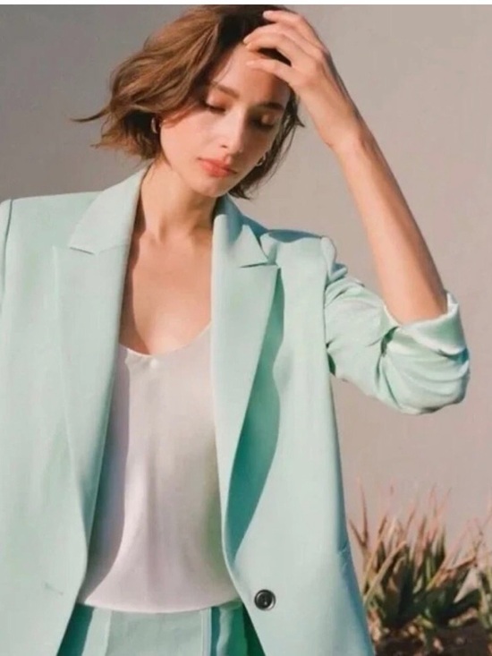 Alice + Olivia Jackets & Blazers - Alice + Olivia Mint Green Women's Oversized Blazer Jacket with rushed sleeves XS